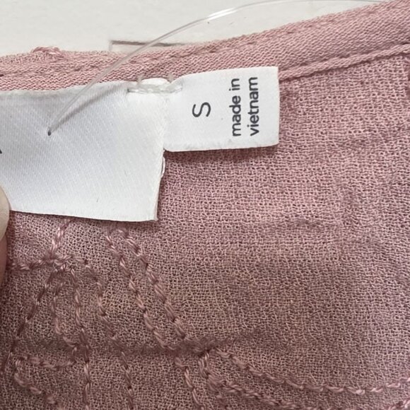 ASTR The Label Pink Embroidered Ruffle Wrap Top With Elastic Waist Womens Size S - Picture 9 of 10